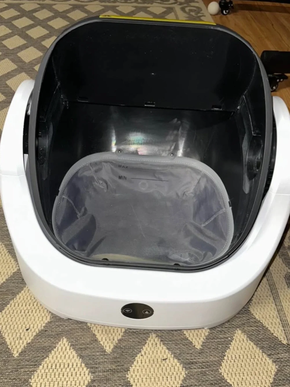 Automatic Self-Cleaning Cat Litter Box - White and Black